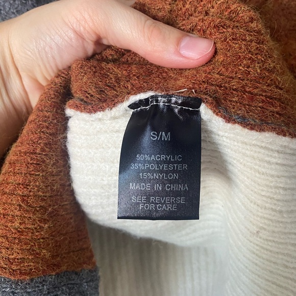 Wishlist Color-block Cable-knit Turtleneck Sweater size S/M - Picture 4 of 6